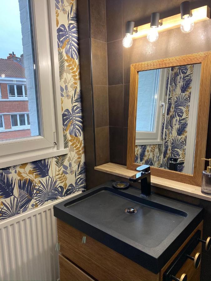 A La Villa Perroy Les Chambres Sont Spacieuses Et Les Petit-Dejeuners Offerts Dunkirk Exteriör bild