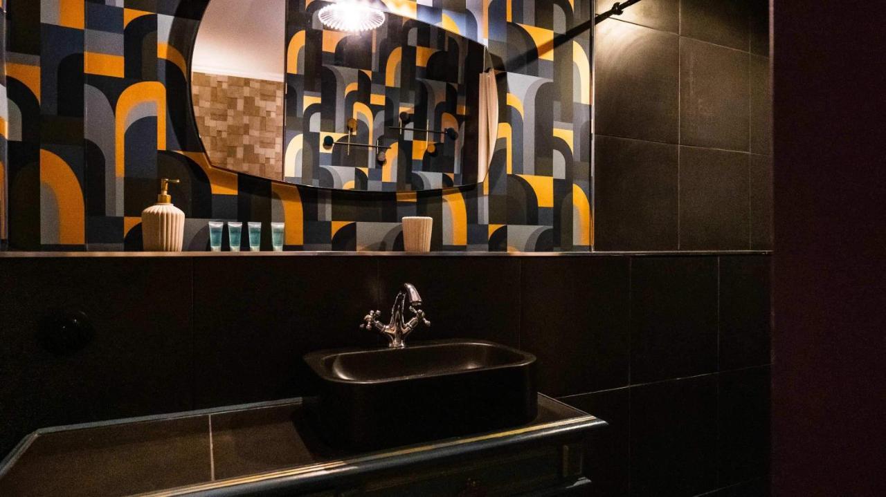 A La Villa Perroy Les Chambres Sont Spacieuses Et Les Petit-Dejeuners Offerts Dunkirk Exteriör bild